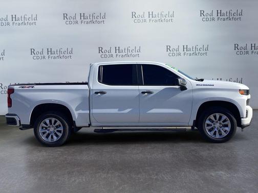 2022 Chevrolet Silverado 1500 Custom