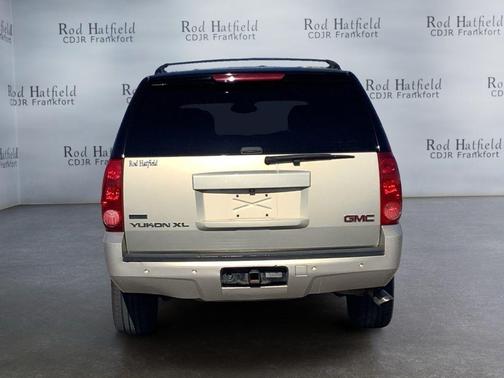 Gold Mist Metallic 2011 GMC Yukon XL 1500 SLT