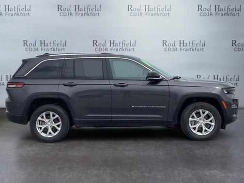 Baltic Gray Metallic Clearcoat 2023 Jeep Grand Cherokee Limited