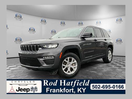 Baltic Gray Metallic Clearcoat 2023 Jeep Grand Cherokee Limited