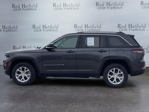 Baltic Gray Metallic Clearcoat 2023 Jeep Grand Cherokee Limited