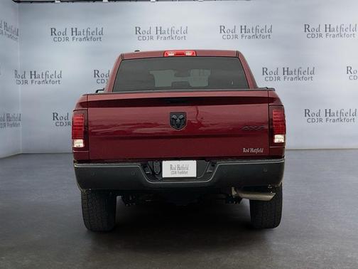 2024 RAM 1500 Classic Warlock Crew Cab 4x4 5'7' Box
