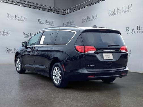 2021 Chrysler Voyager LXI