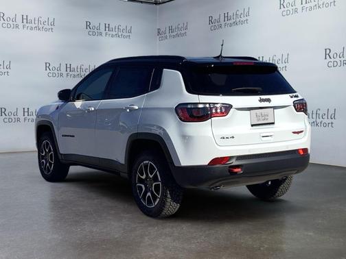 2026 Jeep Compass Trailhawk