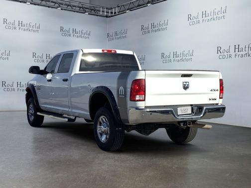 2018 RAM 2500 Tradesman Crew Cab 4x4 8' Box