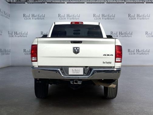 2018 RAM 2500 Tradesman Crew Cab 4x4 8' Box