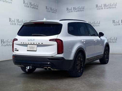 Glacial White Pearl 2022 Kia Telluride SX