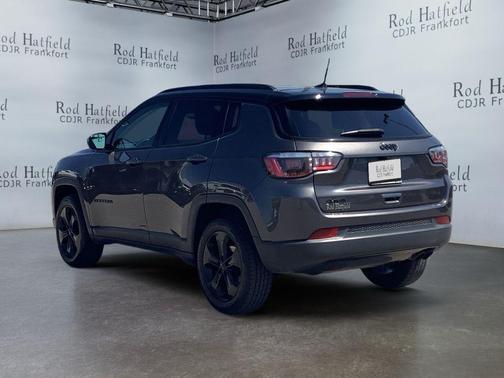 Granite Crystal Metallic Clearcoat 2019 Jeep Compass Latitude