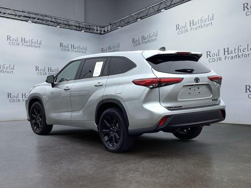 2022 Toyota Highlander L