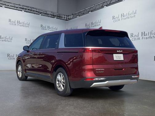 Flare Red 2024 Kia Carnival LX