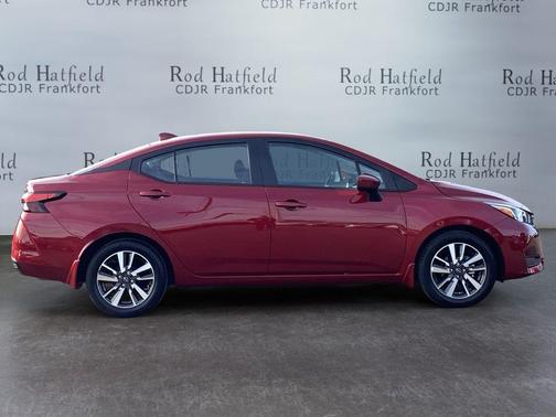 2024 Nissan Versa 1.6 SV