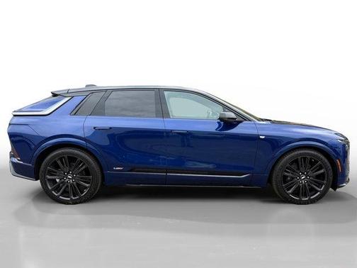 2026 Cadillac LYRIQ V Premium