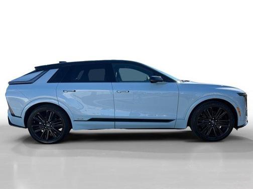 2026 Cadillac LYRIQ V