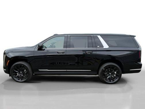 2026 Cadillac Escalade ESV 4WD Luxury