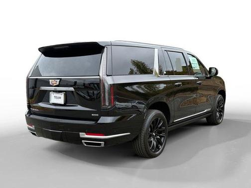 2026 Cadillac Escalade ESV 4WD Luxury