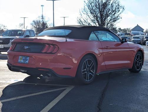 2023 Ford Mustang ECOBOOST PREMIUM