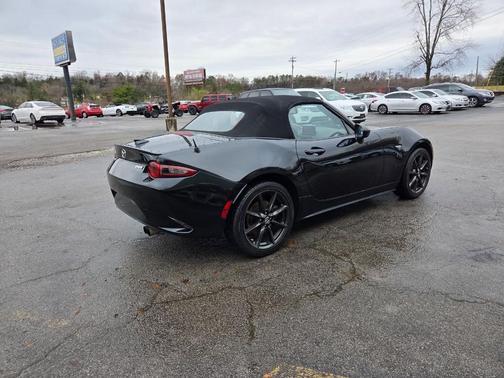 2016 Mazda MX-5 Miata Club