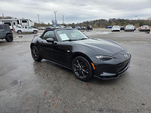 2016 Mazda MX-5 Miata Club