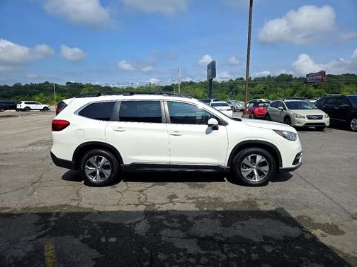 2019 Subaru Ascent Premium 8-Passenger