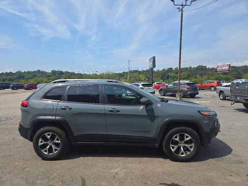 2014 Jeep Cherokee Trailhawk