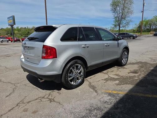 Silver 2013 Ford Edge SEL