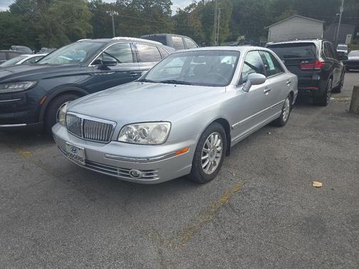 2004 Hyundai XG350 L