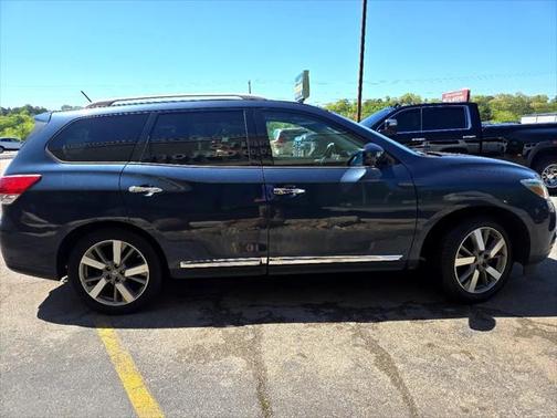 2015 Nissan Pathfinder Platinum
