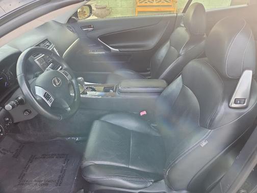 2011 Lexus IS 250C Base