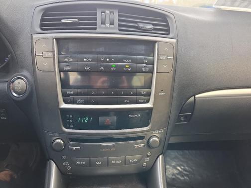 2011 Lexus IS 250C Base