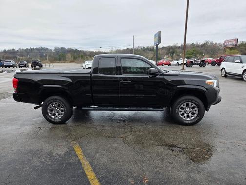 2016 Toyota Tacoma SR5