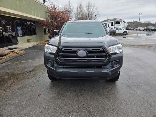 2016 Toyota Tacoma SR5