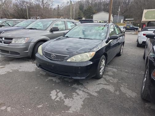 2005 Toyota Camry XLE