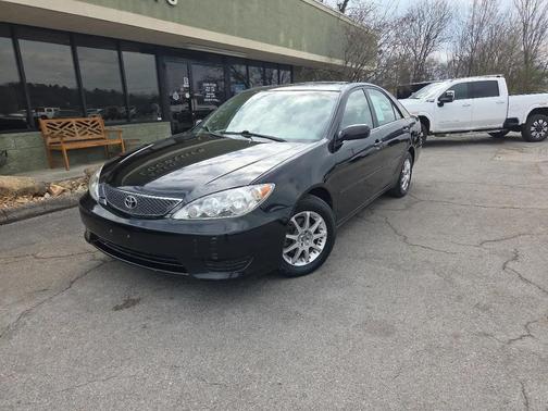 2005 Toyota Camry XLE