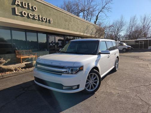 White 2019 Ford Flex Limited SUV