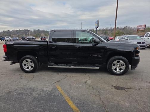 2017 Chevrolet Silverado 1500 2LT