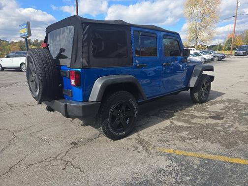 2015 Jeep Wrangler Unlimited Sport