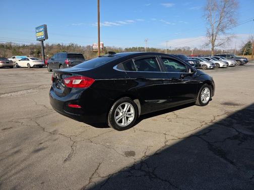 2016 Chevrolet Cruze LT Auto