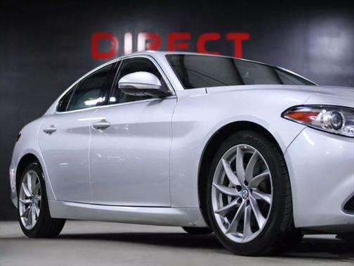 2017 Alfa Romeo Giulia Base