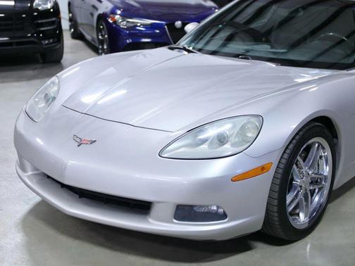 2006 Chevrolet Corvette Base