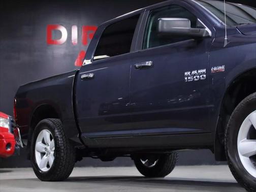 2017 RAM 1500 SLT