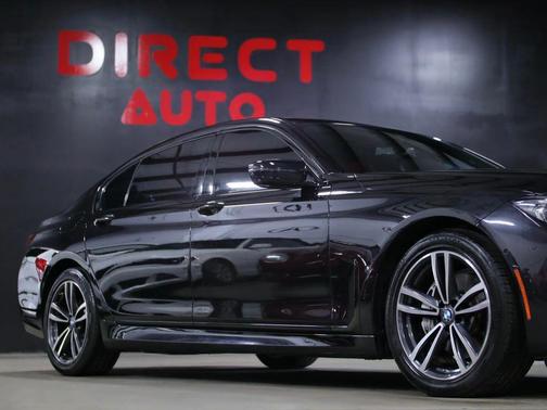 2022 BMW 740 i xDrive