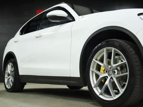 2018 Alfa Romeo Stelvio Ti Sport