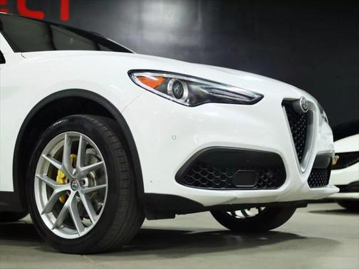 2018 Alfa Romeo Stelvio Ti Sport