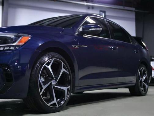 2020 Volkswagen Passat 2.0T R-Line