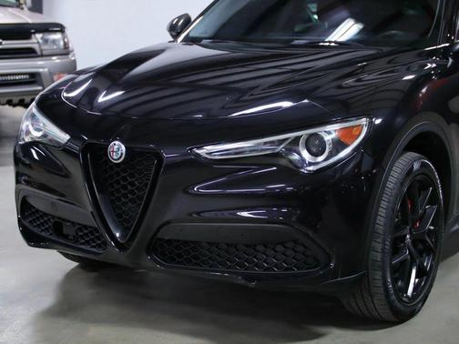 2020 Alfa Romeo Stelvio Sport