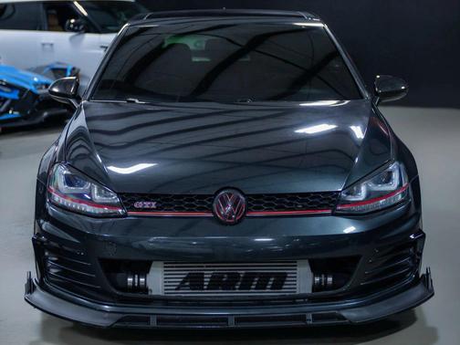 2015 Volkswagen Golf GTI 2.0T SE 2-Door