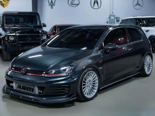 2015 Volkswagen Golf GTI 2.0T SE 2-Door