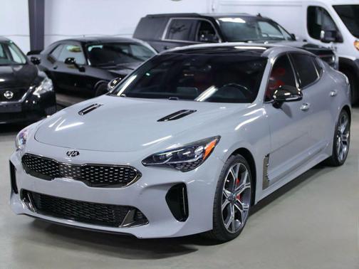 2021 Kia Stinger GT1