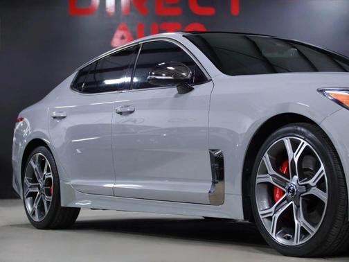 2021 Kia Stinger GT1
