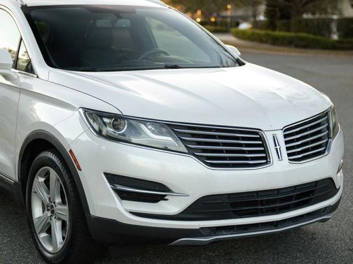 2016 Lincoln MKC Premier